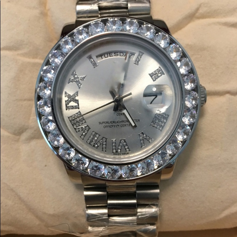 SILVER UNISEX WATCH